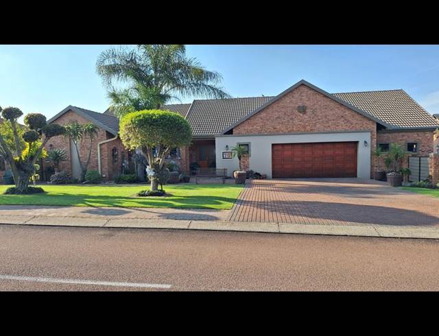 3 BEDROOM HOUSE FOR SALE IN MIDSTREAM ESTATE